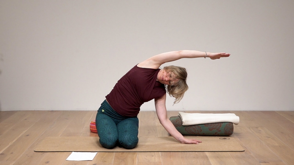 Sun Salutation for shoulders and back | Ekhart Yoga